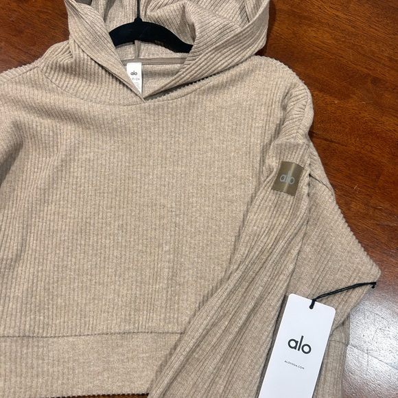 ALO Yoga Muse Hoodie Gravel Heather Knit Cropped Pullover Women's Size S - Picture 5 of 8